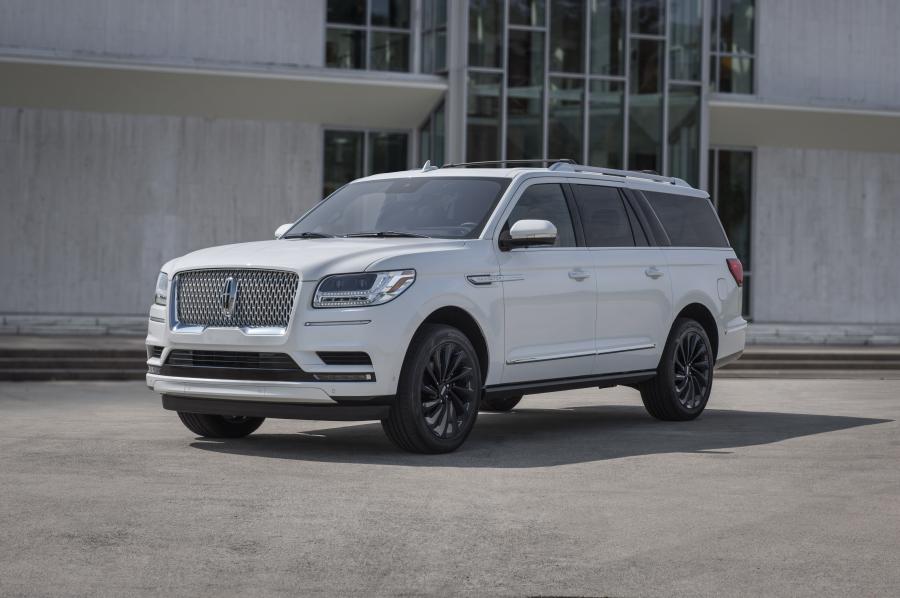  Lincoln Navigator L Monochromatic Package 2019 года  (фото 1 из 6)